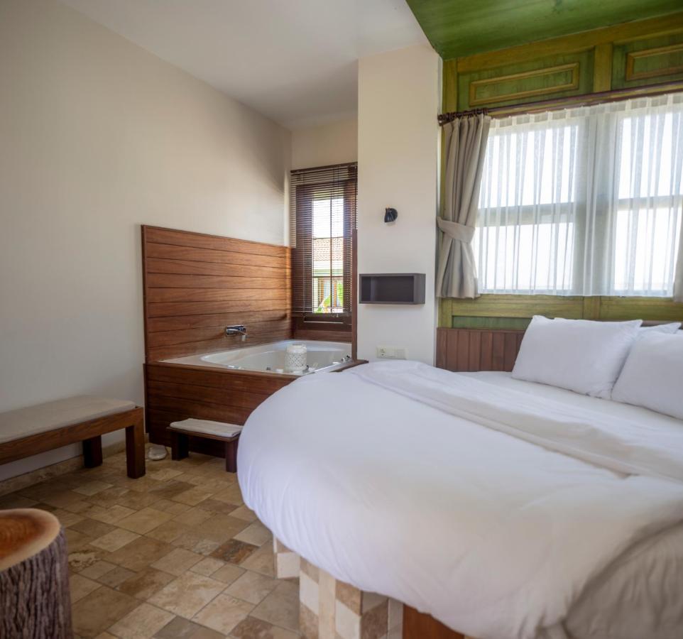 Cesmekes Otel Экстерьер фото